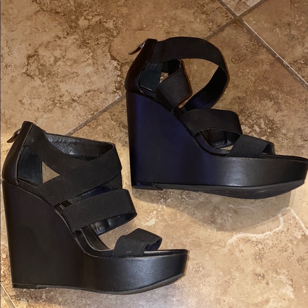 BCBGeneration Black Wedges!